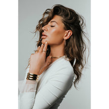 Load image into Gallery viewer, Liza Bangle: Gold