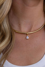 Load image into Gallery viewer, Pear Cut Necklace Cuff