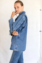 Load image into Gallery viewer, Cabin Jacket